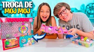 TROCA DE MOJ MOJ NO MINI TABULEIRO | Tio Lucas e Laila