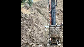 How to Slope your Ditch with a Digging Bucket, and 5 Bonus Tips to Increase Digging Speed