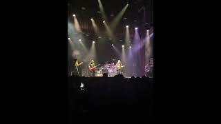 Smashing Pumpkins “Perfect” at the Aragon Ballroom in Chicago on 12.12.24