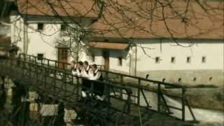 Ansambel Akordi-Hišica iz moje mladosti (videospot)