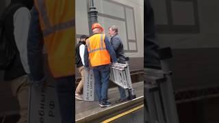 Задержание чиновника ЦИК на рабочем месте #коровин #парковка #полиция #фсо #цик #корреляция