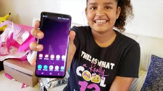 Opening My Birthday Presents/ Unboxing Samsung Galaxy s9