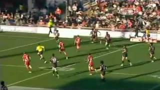 Mark Gasnier Flick Pass Against The Warriors!