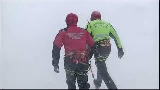 ALPINISTI DISPERSI SUL GRAN SASSO, I SOCCORRITORI SCENDONO A VALLE - 25/12/2024