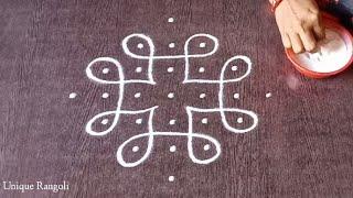 Easy 7 dots Sikku kolam | Easy Chikku muggu | Simple rangoli with 7 dots | Kolangal | Unique Rangoli