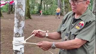 Sabes cómo atar una cuerda a un árbol?