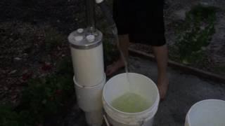 SIMPLE PUMP deep well hand pump water SPEED TEST 5 gallon