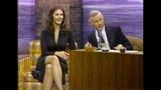 TV's Wonder Woman Makes $90 a Week - Lynda Carter on The Tonight Show - November 11, 1975