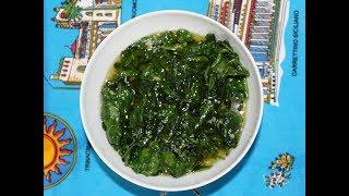 Easy to cook Spinach. Tasty and healthy! Recipe from Italy.