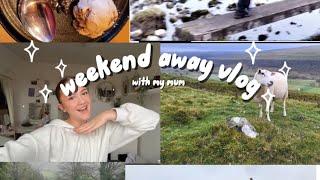 weekend away vlog (hiking, hotel tour, going out for dinner)