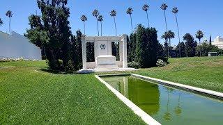 Grave of Douglas Fairbanks