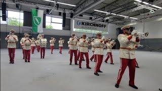 Iserlohn 52. Internationale Musikparade 2024 / Musikcorps der Freiwilligen Feuerwehr Großen-Linden 3