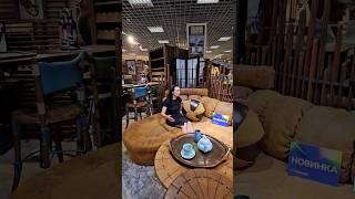 Огромный кожаный диван для целой футбольной команды #диван