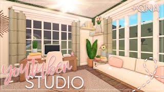 building my dream youtuber studio in bloxburg + qna!