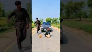 Masoom Bacha ki ball Khyi ma girl gyi!#india #viralvideo #viralshort #usa#unfrezzmyaccount