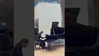 Камила Умалатова - А.Скрябин "Прелюдия ми-бемоль минор 14, op. 11."