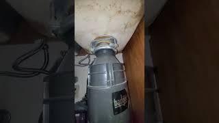 Como arreglar triturador de comida cuando no funciona