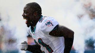 Former Football Player Vontae Davis Dead at 35