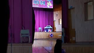 신반중3 백동민학생의 피아노연주 ^