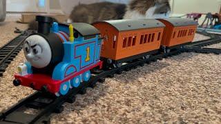 New 2024 Lionel Thomas & Friends AEG O Scale Battery Powered Train Set Unboxing