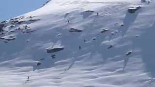 Macugnaga - Passo Moro: Sci-Alpinisti in discesa dallo Joderhorn.