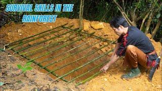 Survival Skills In The Rainforest (No Food, No Water, No Shelter) - Survival Challenge #11