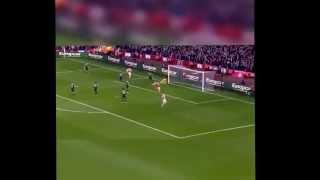 Giroud volley