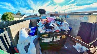 Waste Management Autocar/Heil front  loader garbage truck 004