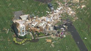 Tornado rips through homes in Mullica Hill, New Jersey