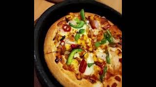 pizza hut pizza  #shorts #ytshorts #pizzahut #pizza #yummy #food #fav #viral