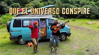 QUE EL UNIVERSO CONSPIRE Videoclip Oficial Furgo en ruta   VIVIR VIAJANDO EN FURGONETA  VANLIFE