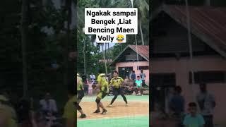 Penonton Ngakak sampai Bengek ,liat Bencing Main Volly  #shorts #vollyball #ngakak #bencong