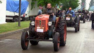 Diesel 2-stroke tractor start up & parade | Trattore Gualdi 30 accensione & parata - Cavezzo 2024