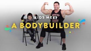 Kids Meet a Body Builder | Kids Meet | HiHo Kids