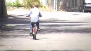 Lars first bike ride.wmv