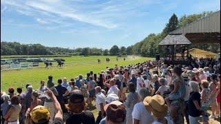 Sillé-le-Guillaume : des courses de chevaux à vivre une seule fois par an dans la Sarthe