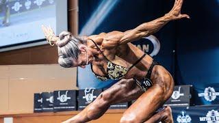 Muscular Women's Physique Masters +35 Years