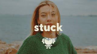 Ponette - Stuck (lyrics)