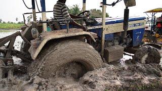 Swaraj 744 tractor stuck in heavy mud / Swaraj tractor pulling out - come to village