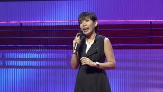 อย่าให้รักเดียวเป็นเรื่องมหัศจรรย์ | NAPAPORN TRIVITWAREEGUNE | TEDxBangkok