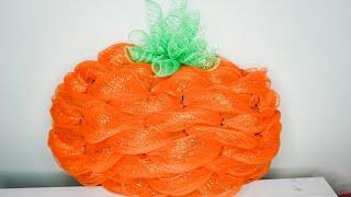 DIY: Deco Mesh Pumpkin Wreath || Quick and Easy || Halloween