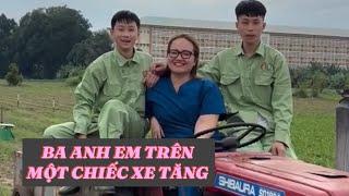 PHÚC LÁI MÁY CÀY  CHỞ CÔ HƯỜNG VÀ ANH HÀNH ĐI DẠO MỘT VÒNG QUANH VƯỜN CÂY THUỐC