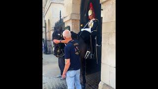 Veteran Shown Huge Respect By Guard and Horse!