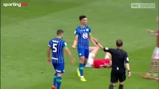 Horror tackle from Antonee Robinson but he doesn't get a red card