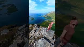 Genialer Lofoten Ausblick - Volandstind Gipfel