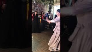 Неожиданный дуэт на свадьбе Машхура Толибовна & Паризод️️️