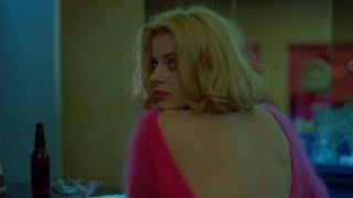 Nastassja Kinski's entrance in Paris, Texas