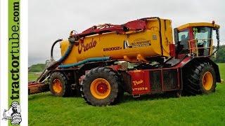 Vredo VT3936 3-Achser beim Gülle injektieren in NL