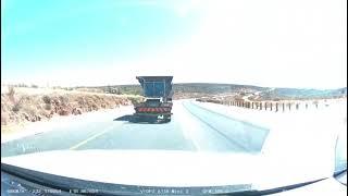 Reckless side tipper overtake almost causes a mess