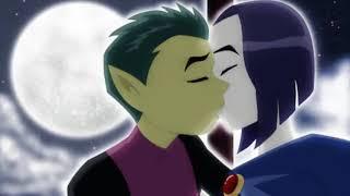 Teen Titans Raven kissing Beastboy 